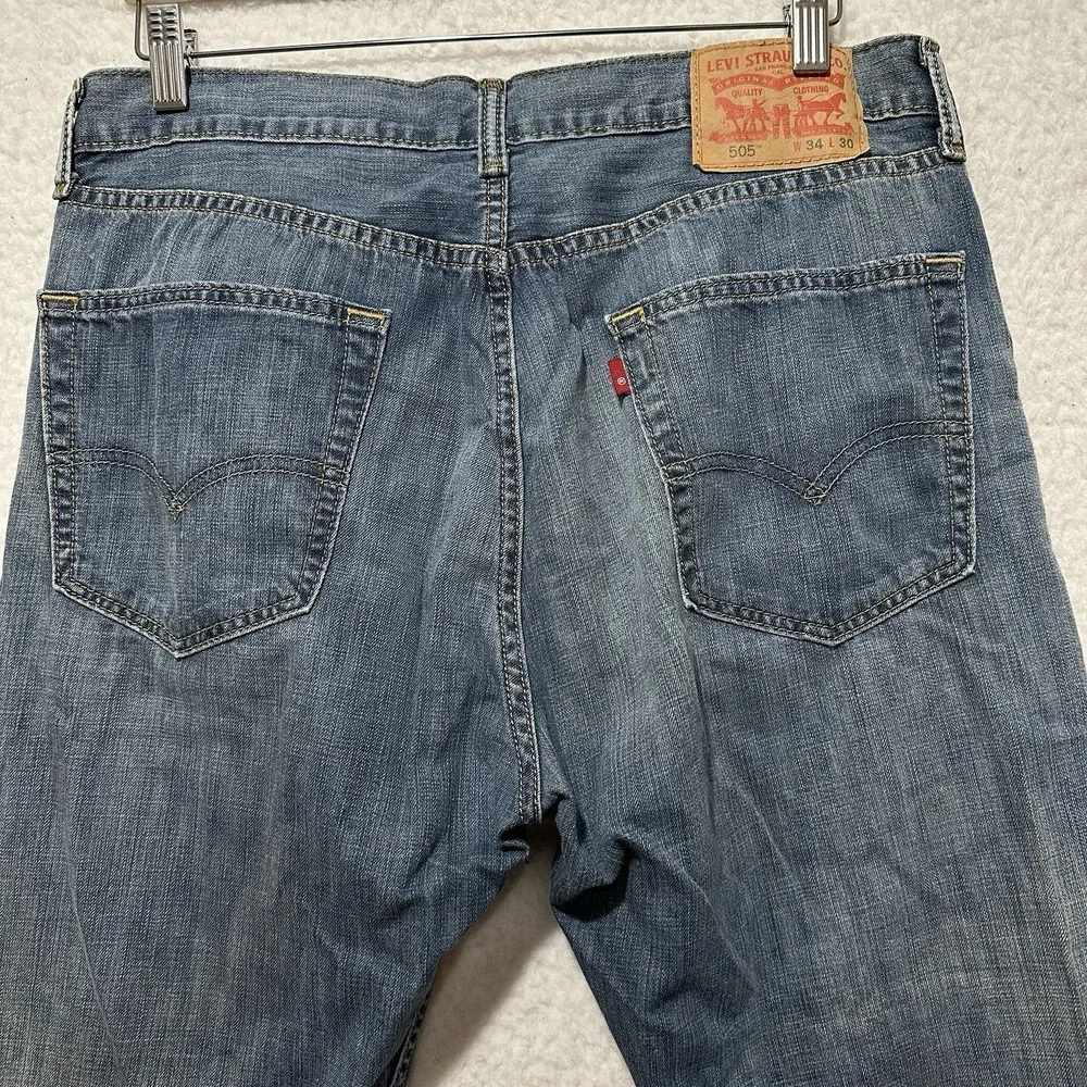 Levi's 505 Regular Fit Straight Leg Jeans Men's Blue Faded Denim‎ Size 34